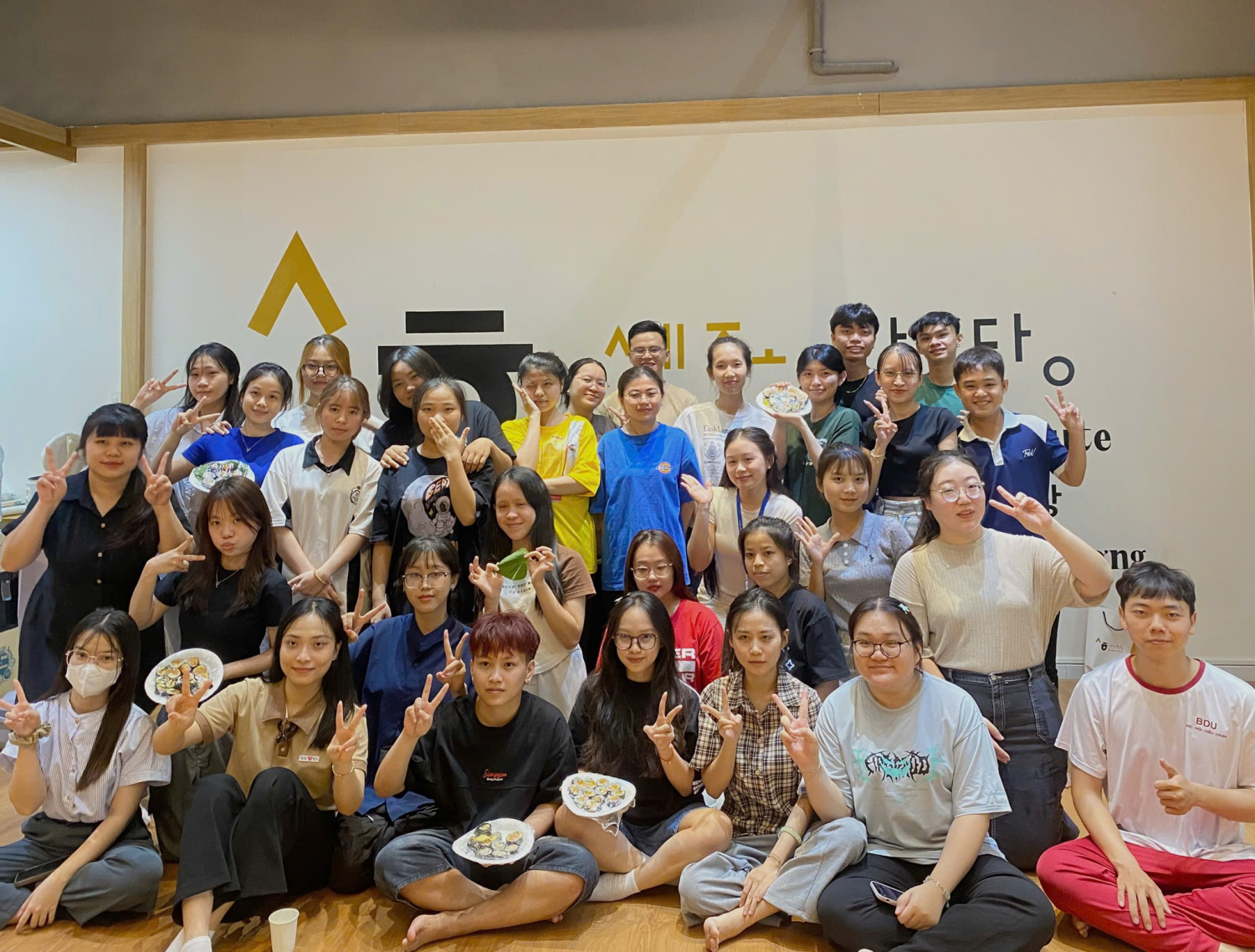 TRẢI NGHIỆM LÀM KIMBAP CÙNG CLB VĂN HÓA HÀN QUỐC