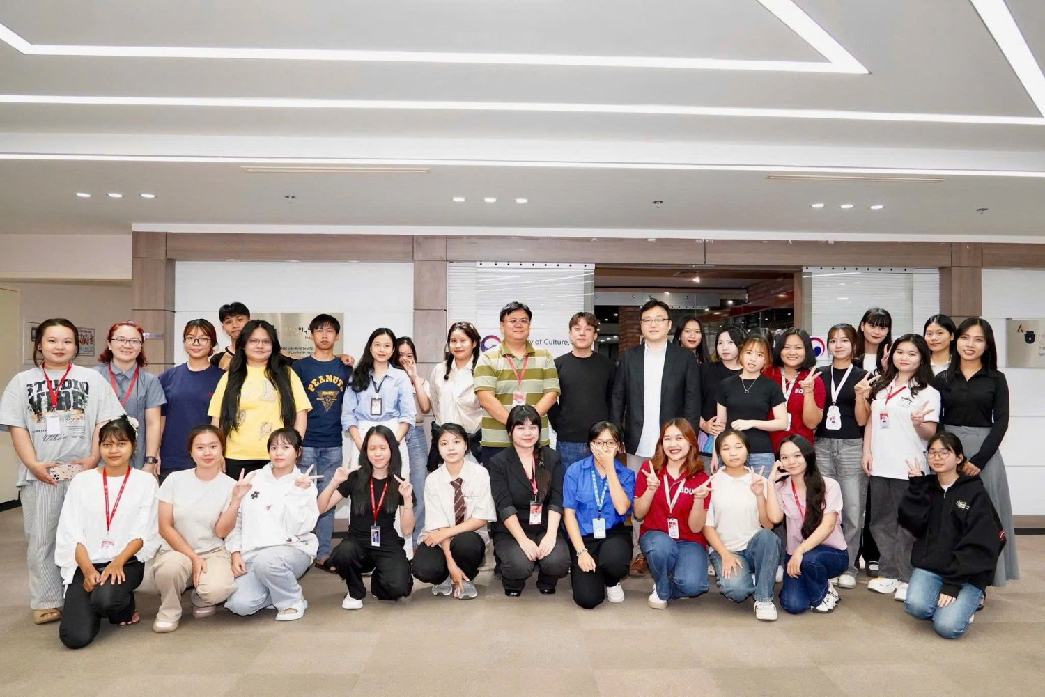 SINH VIÊN KHOA HÀN QUỐC HỌC THAM GIA KIẾN TẬP DOANH NGHIỆP HÀN QUỐC